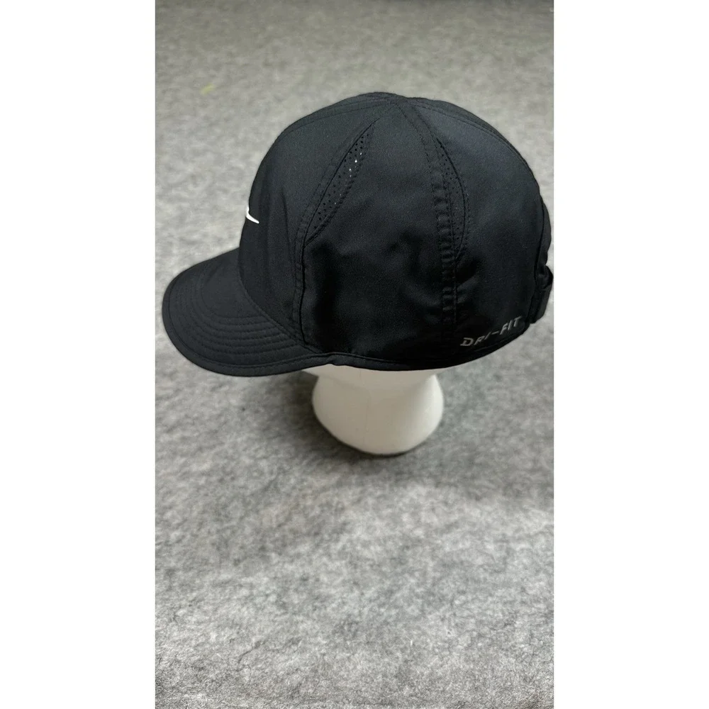 Nike FeatherLight Dri Fit Hat Adjustable Strap Performance Black Running Jugging